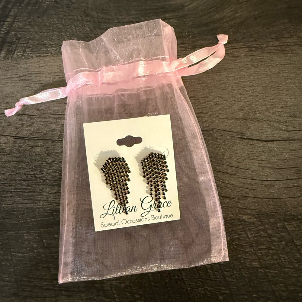 Black Beaded Earrings NWT